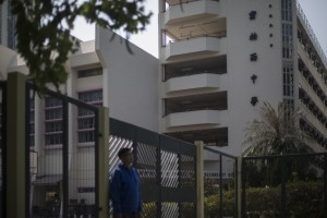 曉峰就讀迦密柏雨中學,課外活動不能參加運動學會,他參加學校合唱團,至今仍然是校友合唱團員。 (陳焯煇攝)