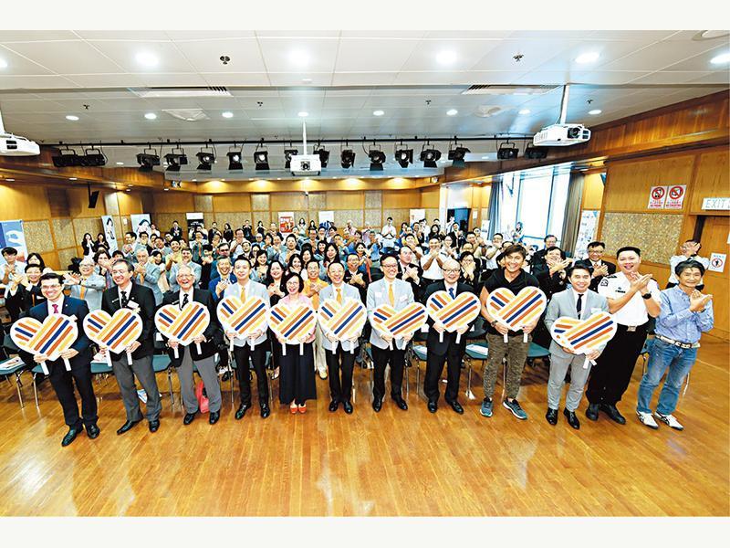 計劃籲市民踴躍參與「心肺復甦教育計劃」。