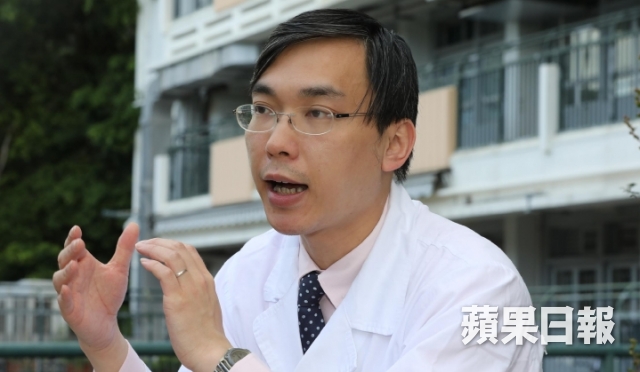 黃加霖說,人工心臟支援心臟功能,維持病人其他器官的正常運動,延長存活時間,但機器始終不能取代心臟,病人仍要換心。李家皓攝