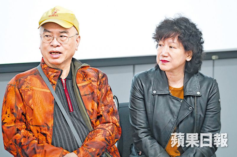 曾染流感而併發肺炎的陳先生(左)如今更重接種疫苗。何家朗攝